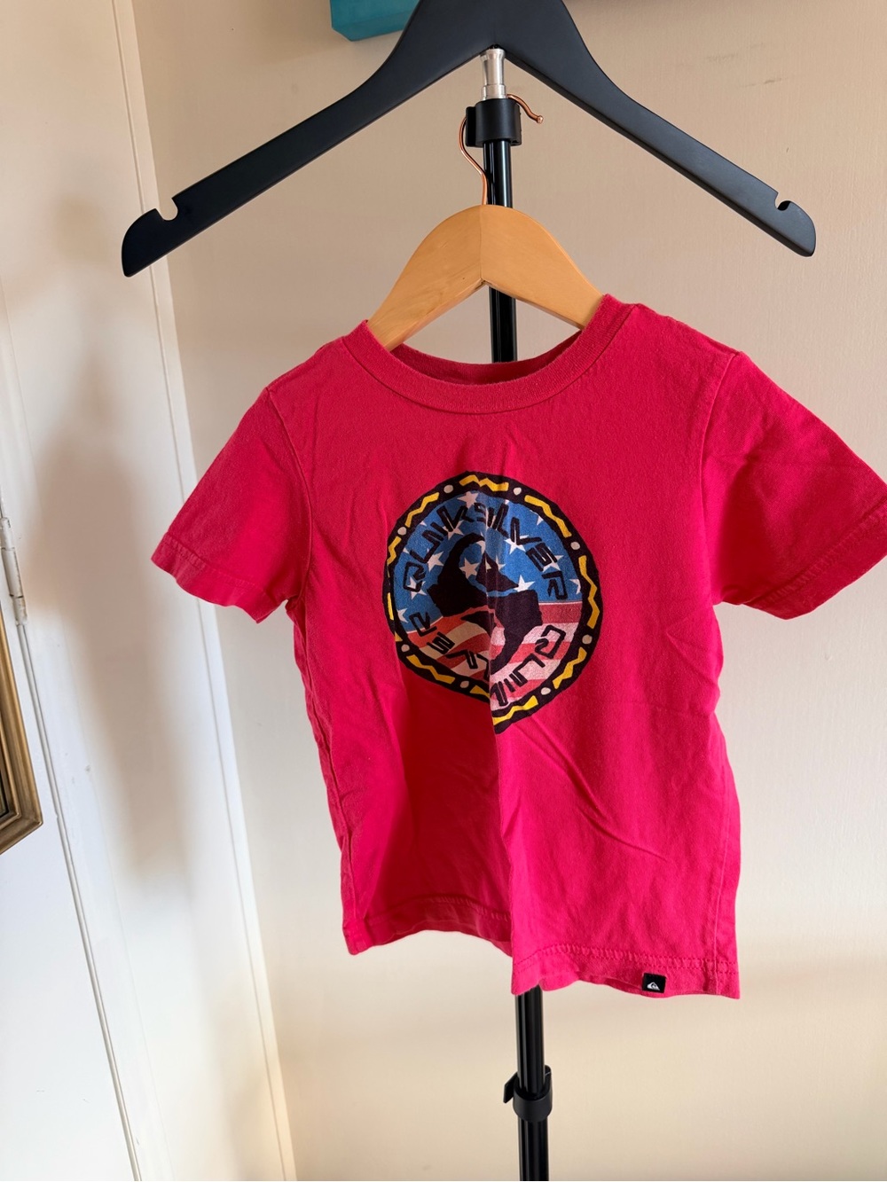 Quiksilver Boys Red Graphic T-Shirt Size 5